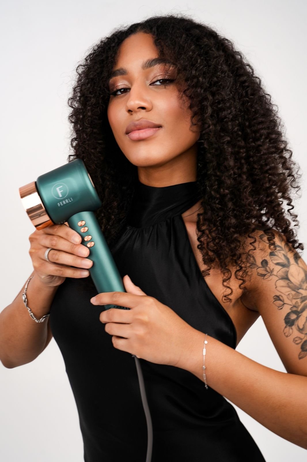 FERRLI IONIC ultra-light and ultra-quiet dryer (green)